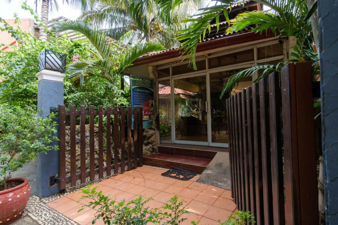Oyo 621 De Loro Inn Puerto Princesa Екстер'єр фото