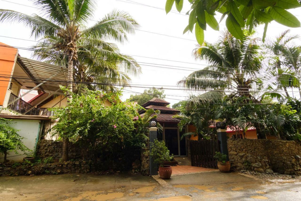Oyo 621 De Loro Inn Puerto Princesa Екстер'єр фото